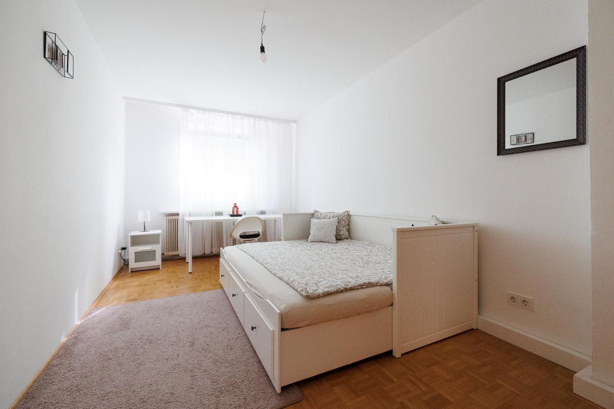 Neue Renovierte Und Möblierte Charmante Wohnung!!! Wien