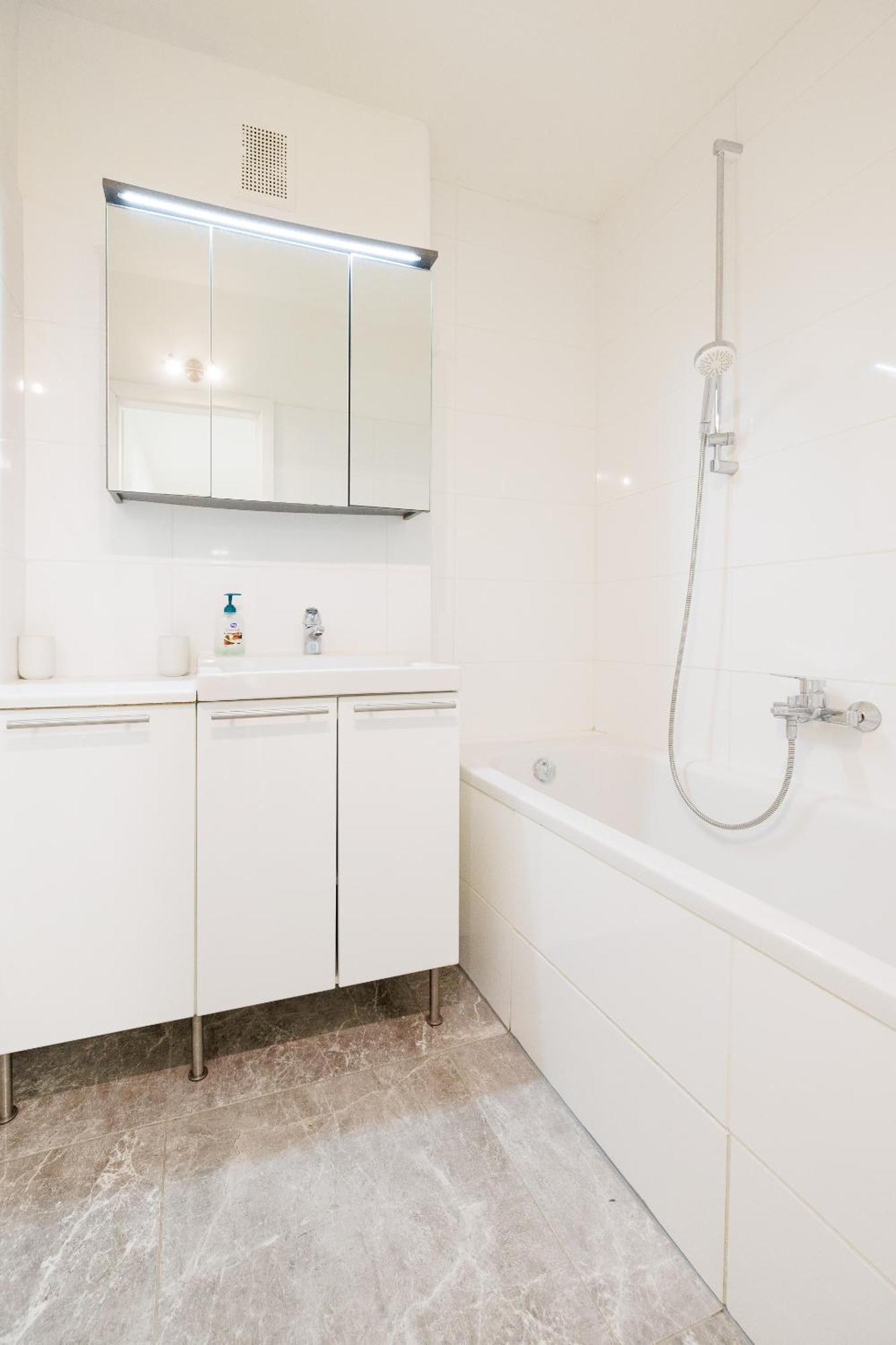 Neue Renovierte Und Möblierte Charmante Wohnung!!! Apartment