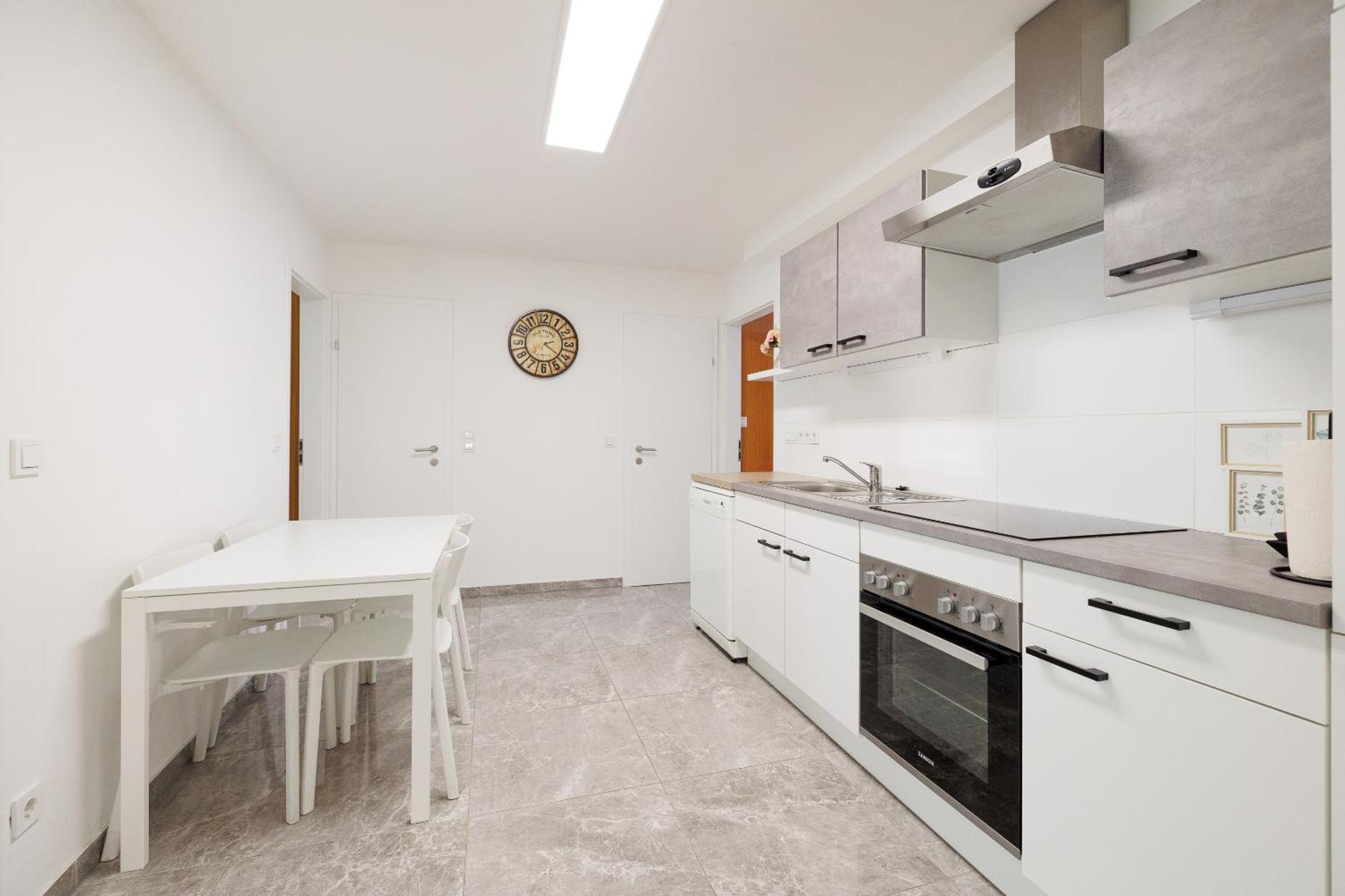 Neue Renovierte Und Möblierte Charmante Wohnung!!! Apartment